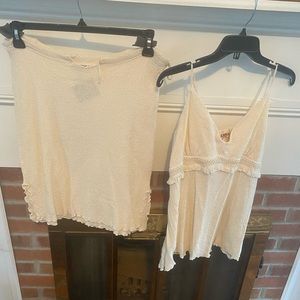 Two piece beach outfit. Size L